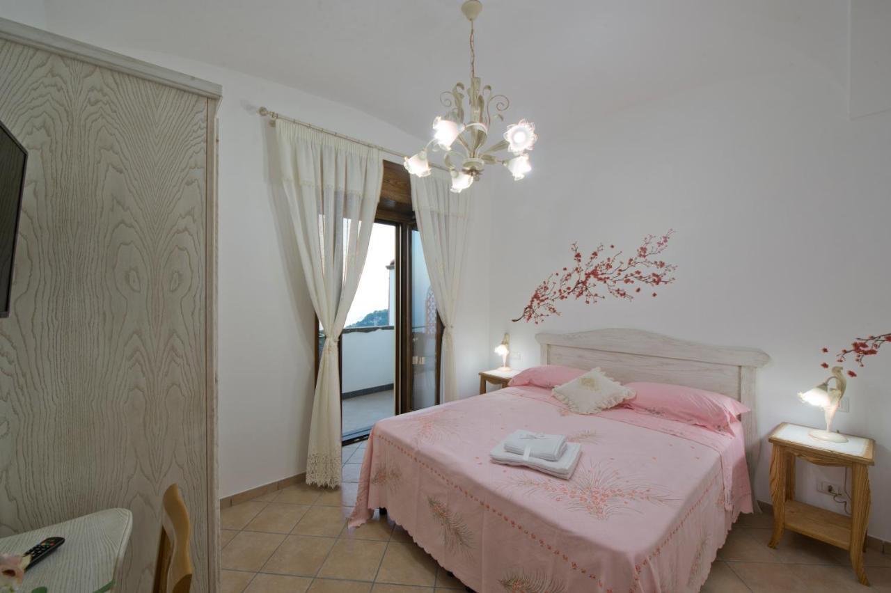 Bed and Breakfast Il Casale Del Generale Аджерола Экстерьер фото
