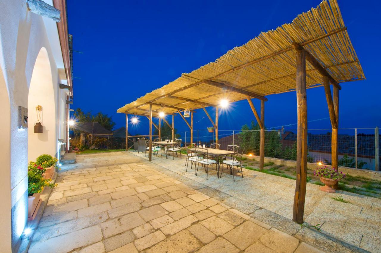 Bed and Breakfast Il Casale Del Generale Аджерола Экстерьер фото
